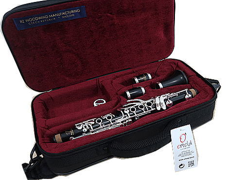 Clarinete Mib o Requinto RZ Bohema estuche 2